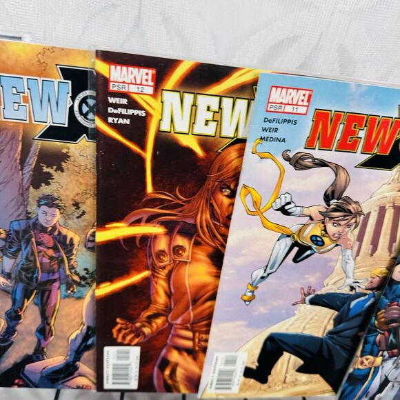 New X-Men 1-7 9-13 15 and Academy X Yearbook Special #1 lot (2004 Marvel) - Picture 3 of 8